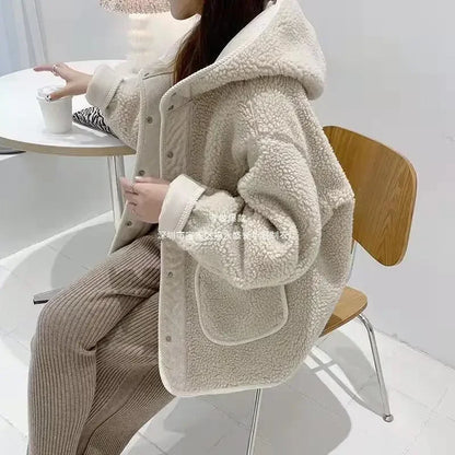 Ladies Winter Thickened Lamb Fur Jacket Hooded Coat Korean Style Loose Casual Upperwear Female Outerwear New Hot Sale Of The Sea
